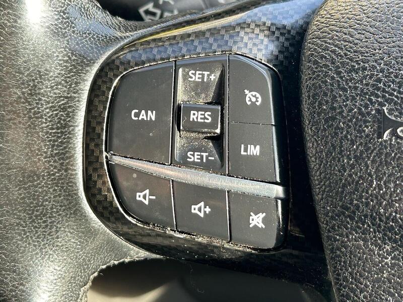 Ford 2.0 300 EcoBlue Limited Crew Van 5dr Diesel Manual L1 H1 Euro 6 (130 ps)