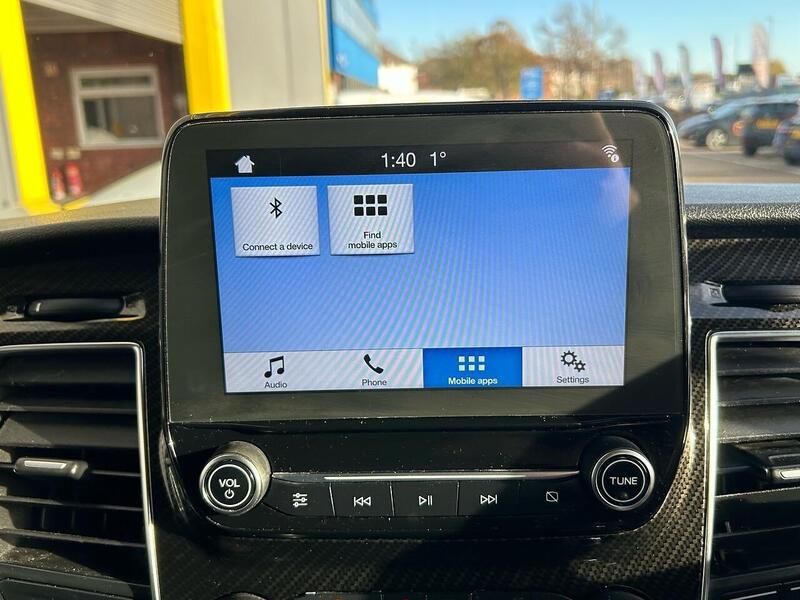 Ford 2.0 300 EcoBlue Limited Crew Van 5dr Diesel Manual L1 H1 Euro 6 (130 ps)