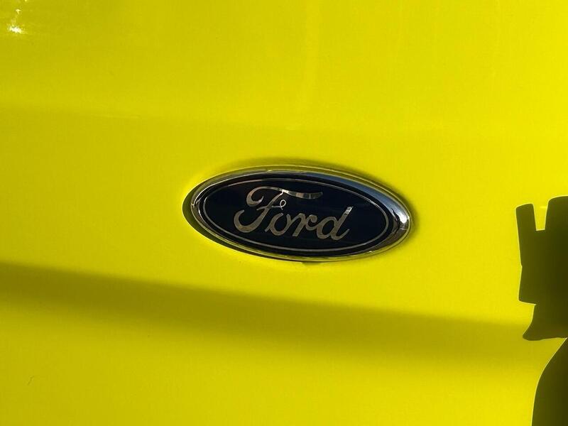 Ford 2.0 300 EcoBlue Limited Crew Van 5dr Diesel Manual L1 H1 Euro 6 (130 ps)