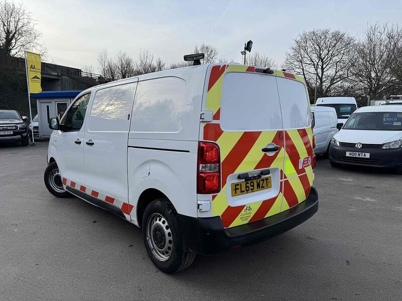 Vauxhall 1.5 Turbo D 2900 Edition Panel Van 5dr Diesel Manual L1 H1 Euro 6 (s/s) (100 ps) Panel Van Manual Diesel Panel Van Manual Diesel