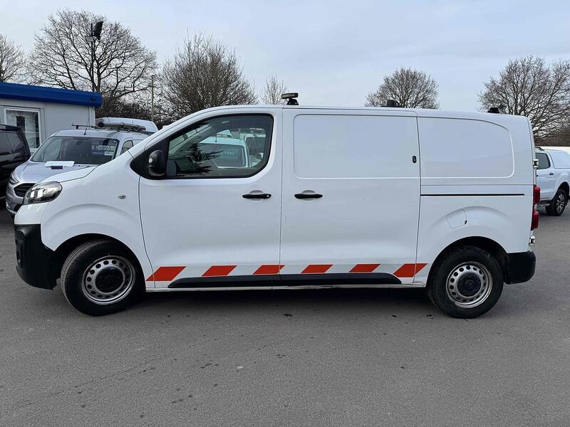 Vauxhall 1.5 Turbo D 2900 Edition Panel Van 5dr Diesel Manual L1 H1 Euro 6 (s/s) (100 ps) Panel Van Manual Diesel Panel Van Manual Diesel