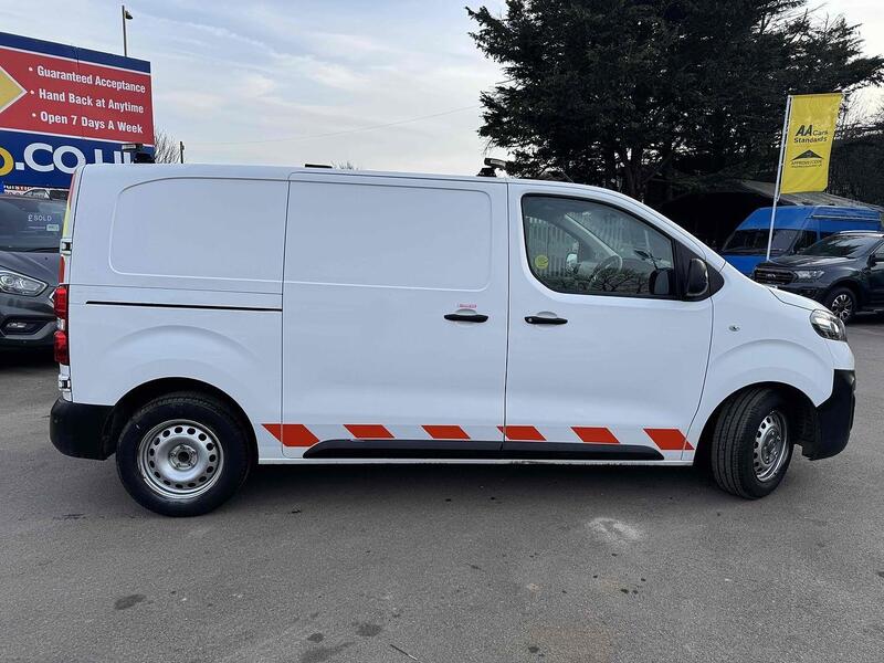 Vauxhall 1.5 Turbo D 2900 Edition Panel Van 5dr Diesel Manual L1 H1 Euro 6 (s/s) (100 ps) Panel Van Manual Diesel Panel Van Manual Diesel