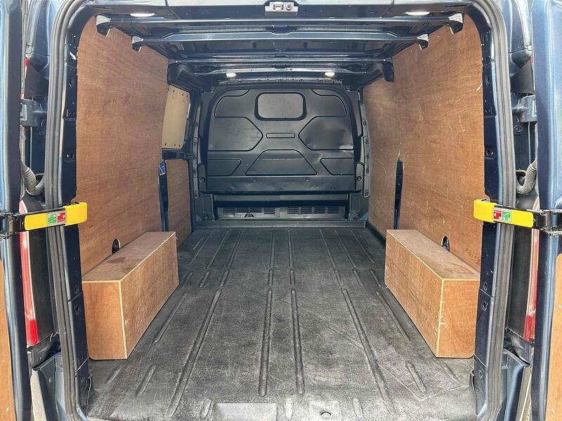 Ford 2.0 300 EcoBlue Limited Panel Van 5dr Diesel Manual L2 H1 Euro 6 (s/s) (130 ps) Panel Van Manual Diesel Panel Van Manual Diesel Panel Van Manual Diese