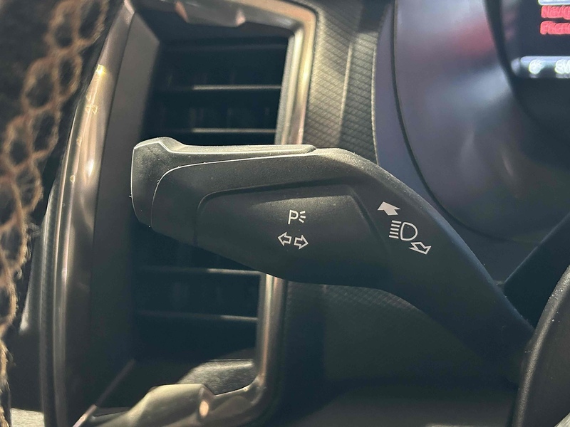 Ford 3.2 TDCi Wildtrak Pickup Double Cab 4dr Diesel Auto 4WD Euro 5 (200 ps)