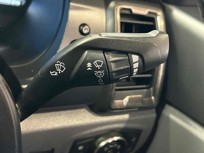 Ford 3.2 TDCi Wildtrak Pickup Double Cab 4dr Diesel Auto 4WD Euro 5 (200 ps)