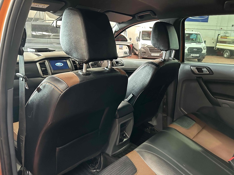 Ford 3.2 TDCi Wildtrak Pickup Double Cab 4dr Diesel Auto 4WD Euro 5 (200 ps)