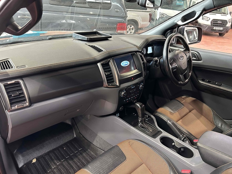 Ford 3.2 TDCi Wildtrak Pickup Double Cab 4dr Diesel Auto 4WD Euro 5 (200 ps)