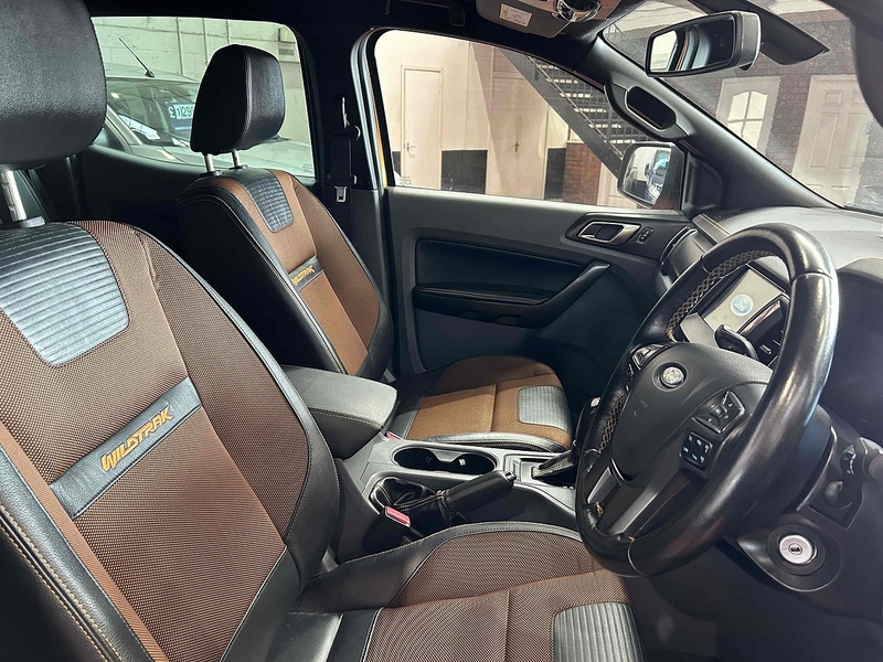 Ford 3.2 TDCi Wildtrak Pickup Double Cab 4dr Diesel Auto 4WD Euro 5 (200 ps)