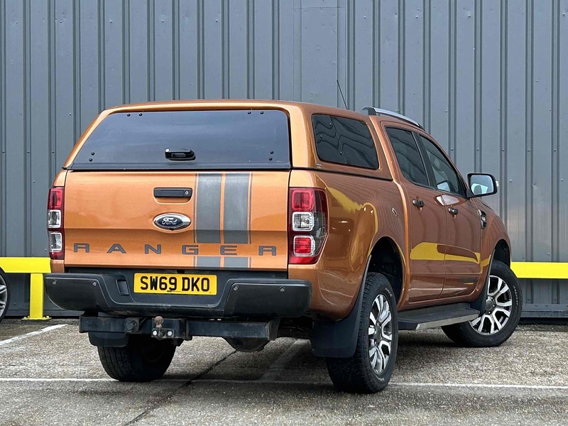Ford 3.2 TDCi Wildtrak Pickup Double Cab 4dr Diesel Auto 4WD Euro 5 (200 ps)