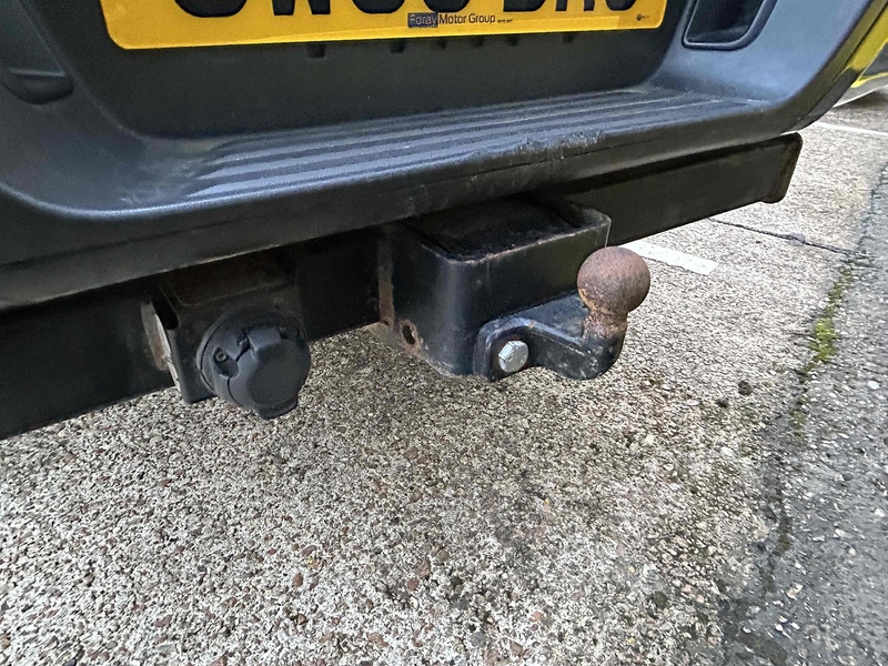 Ford 3.2 TDCi Wildtrak Pickup Double Cab 4dr Diesel Auto 4WD Euro 5 (200 ps)