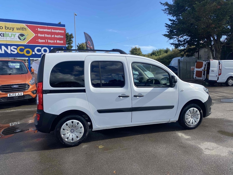 Mercedes-Benz 1.5 109 CDI PRO Tourer 5dr Diesel Manual L2 Euro 6 (s/s) (5 Seat) (94 ps)