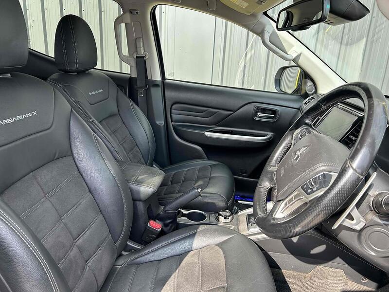 Mitsubishi DI-D DC Barbarian X Pickup 2.2 Automatic Diesel Pickup Automatic Diesel Pickup Automatic Diesel