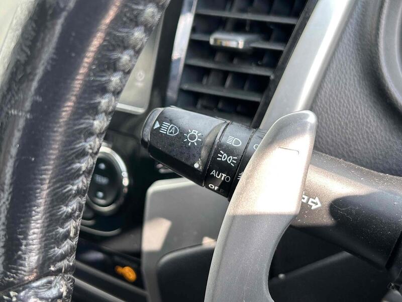 Mitsubishi DI-D DC Barbarian X Pickup 2.2 Automatic Diesel Pickup Automatic Diesel Pickup Automatic Diesel