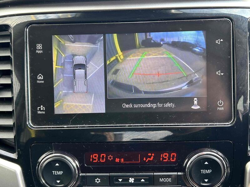 Mitsubishi DI-D DC Barbarian X Pickup 2.2 Automatic Diesel Pickup Automatic Diesel Pickup Automatic Diesel