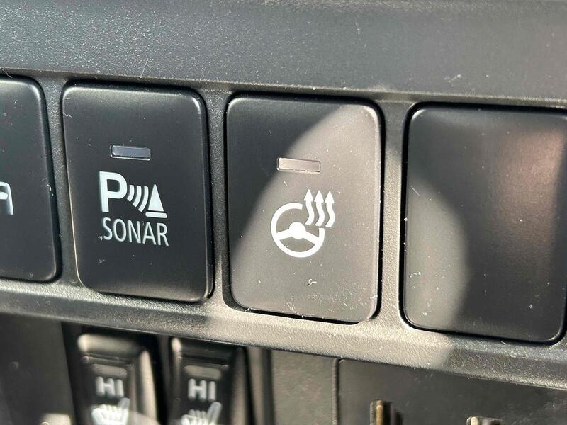 Mitsubishi DI-D DC Barbarian X Pickup 2.2 Automatic Diesel Pickup Automatic Diesel Pickup Automatic Diesel