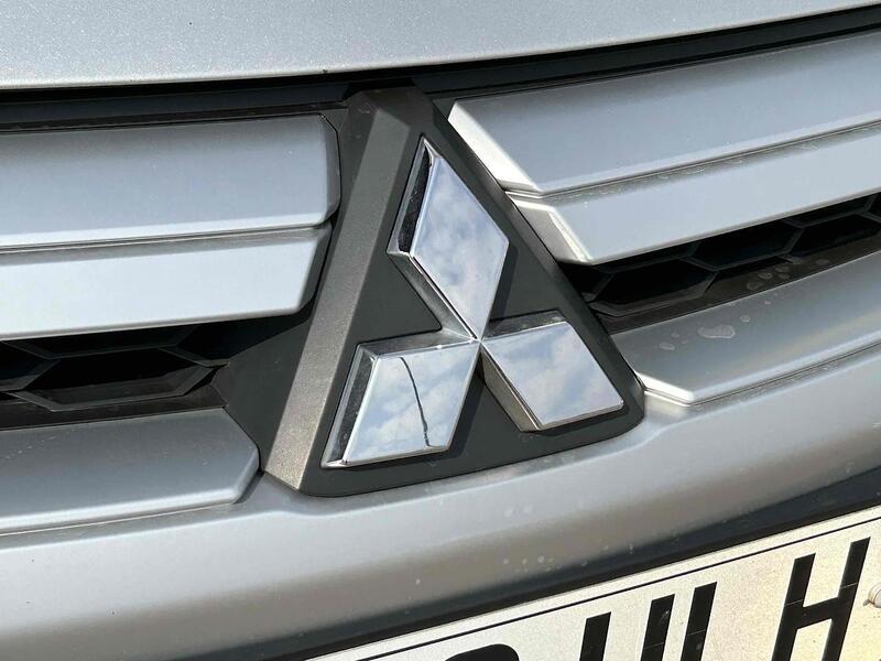 Mitsubishi DI-D DC Barbarian X Pickup 2.2 Automatic Diesel Pickup Automatic Diesel Pickup Automatic Diesel