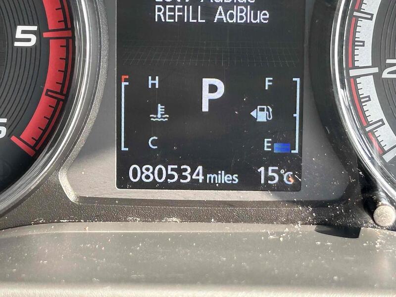 Mitsubishi DI-D DC Barbarian X Pickup 2.2 Automatic Diesel Pickup Automatic Diesel Pickup Automatic Diesel