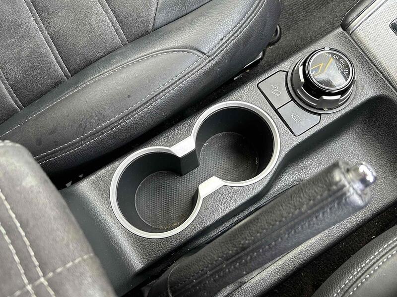 Mitsubishi DI-D DC Barbarian X Pickup 2.2 Automatic Diesel Pickup Automatic Diesel Pickup Automatic Diesel