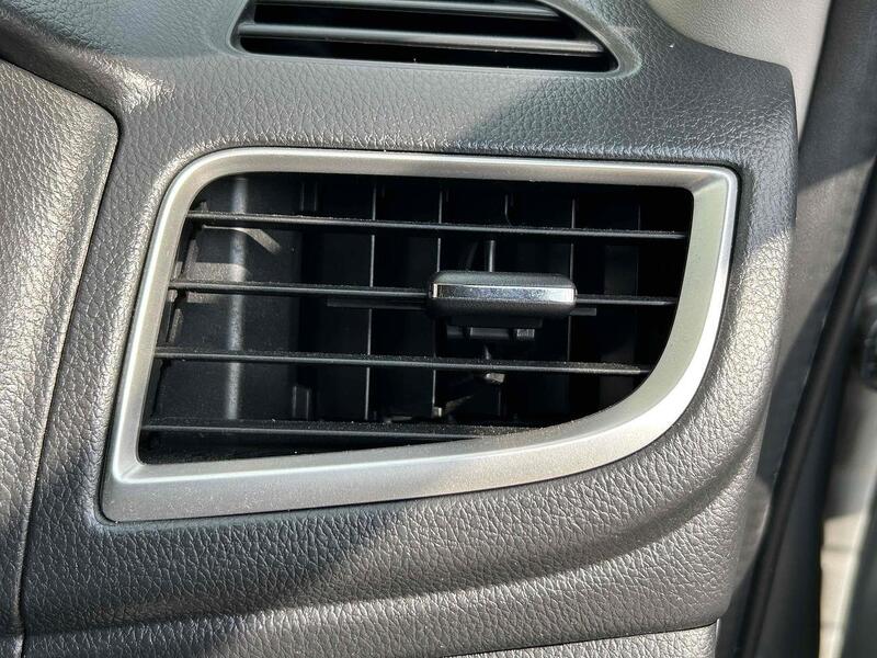 Mitsubishi DI-D DC Barbarian X Pickup 2.2 Automatic Diesel Pickup Automatic Diesel Pickup Automatic Diesel