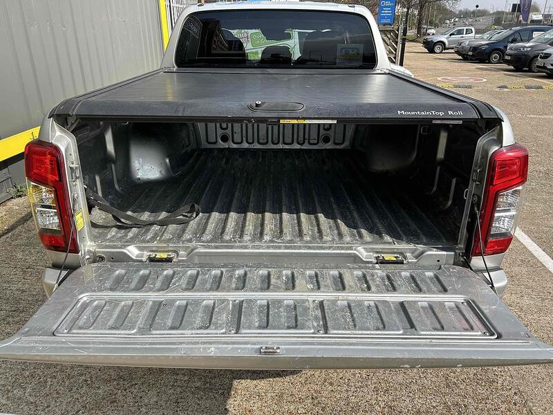 Mitsubishi DI-D DC Barbarian X Pickup 2.2 Automatic Diesel Pickup Automatic Diesel Pickup Automatic Diesel