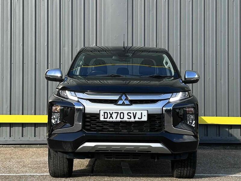 Mitsubishi 2.2 DI-D DC Barbarian Pickup Double Cab 4dr Diesel Auto 4WD Euro 6 (s/s) (150 ps) Pickup Automatic Diesel Pickup Automatic Diesel