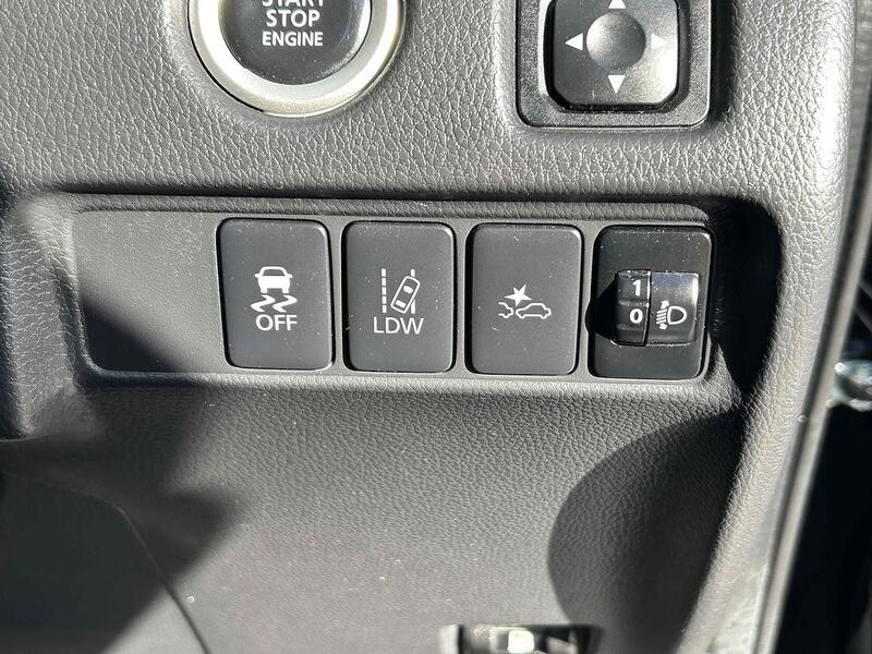 Mitsubishi 2.2 DI-D DC Barbarian Pickup Double Cab 4dr Diesel Auto 4WD Euro 6 (s/s) (150 ps) Pickup Automatic Diesel Pickup Automatic Diesel