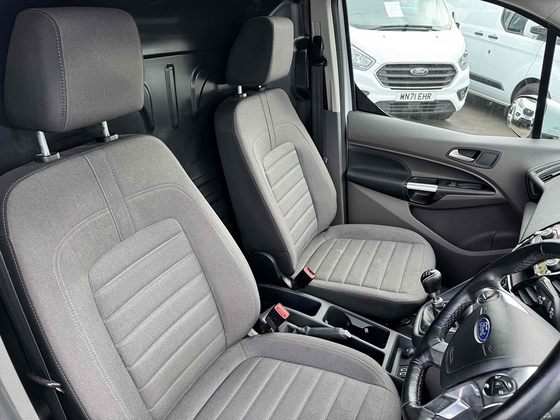 Ford 1.5 200 EcoBlue Limited Panel Van 5dr Diesel Manual L1 Euro 6 (s/s) (120 ps) Panel Van Manual Diesel Panel Van Manual Diesel