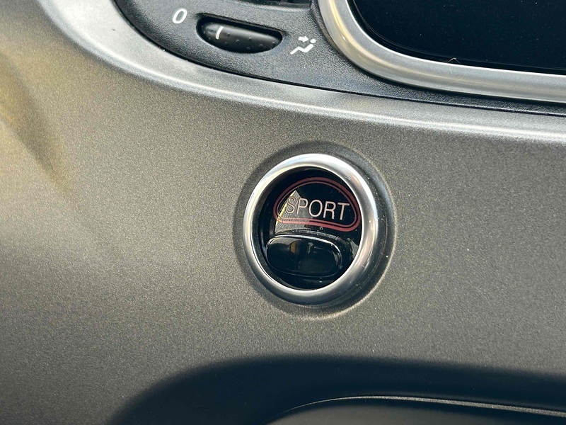 Abarth 1.4 T-Jet Trofeo Hatchback 3dr Petrol Manual Euro 6 (160 bhp)