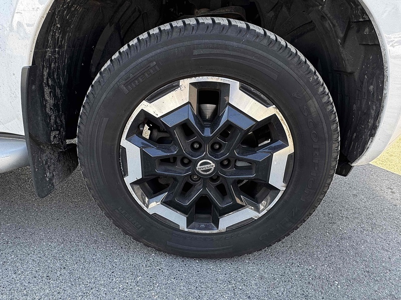 Nissan dCi Tekna Pickup 2.3 Automatic Diesel Pickup Automatic Diesel Pickup Automatic Diesel