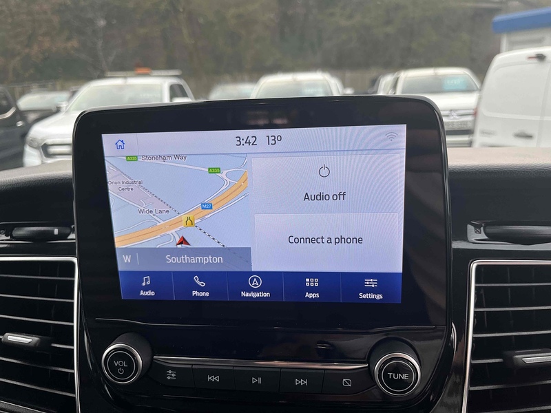 Ford 320 EcoBlue Titanium Minibus 2.0 Automatic Diesel Minibus Automatic Diesel Minibus Automatic Diesel