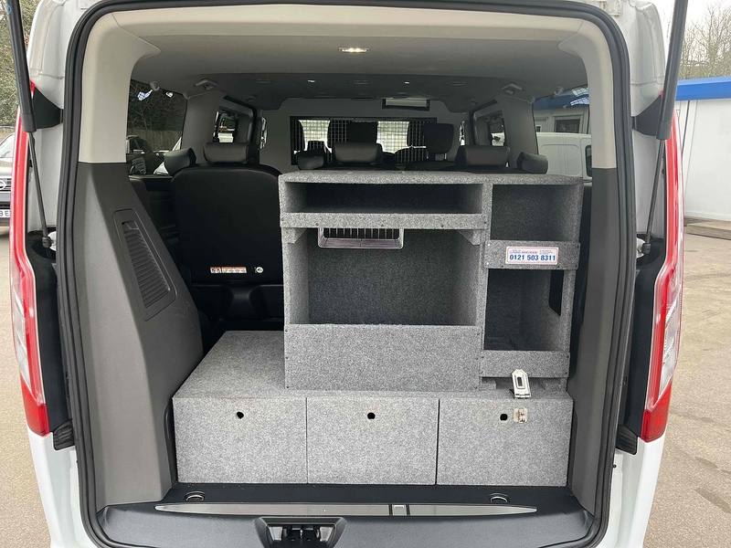 Ford 320 EcoBlue Titanium Minibus 2.0 Automatic Diesel Minibus Automatic Diesel Minibus Automatic Diesel