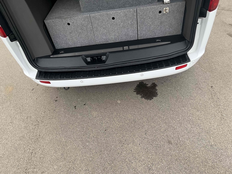 Ford 320 EcoBlue Titanium Minibus 2.0 Automatic Diesel Minibus Automatic Diesel Minibus Automatic Diesel