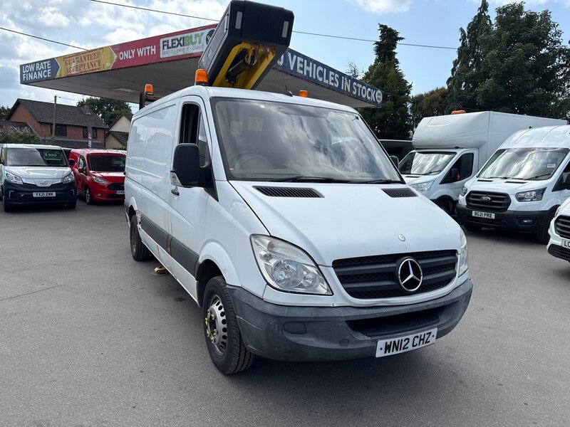 Mercedes-Benz 2.2 513 CDi Cherry Picker  4dr Diesel Manual RWD L2 (129 bhp) 2.2 4dr Specialist Vehicle Manual Diesel