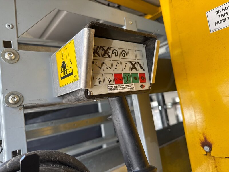 Mercedes-Benz 2.2 513 CDi Cherry Picker  4dr Diesel Manual RWD L2 (129 bhp) 2.2 4dr Specialist Vehicle Manual Diesel