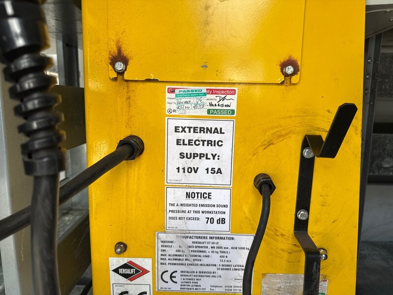 Mercedes-Benz 2.2 513 CDi Cherry Picker  4dr Diesel Manual RWD L2 (129 bhp) 2.2 4dr Specialist Vehicle Manual Diesel