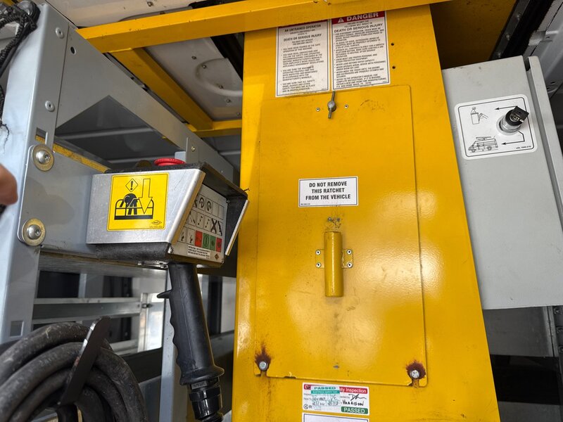 Mercedes-Benz 2.2 513 CDi Cherry Picker  4dr Diesel Manual RWD L2 (129 bhp) 2.2 4dr Specialist Vehicle Manual Diesel