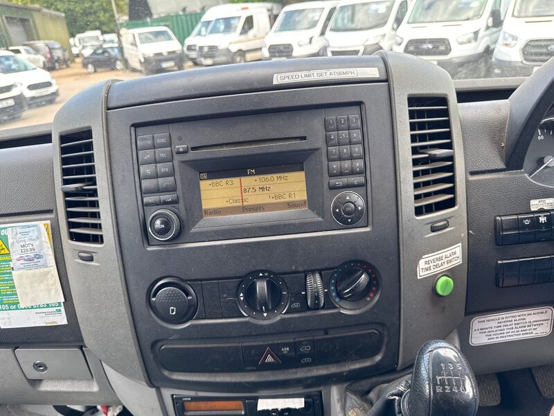 Mercedes-Benz 2.2 513 CDi Cherry Picker  4dr Diesel Manual RWD L2 (129 bhp) 2.2 4dr Specialist Vehicle Manual Diesel