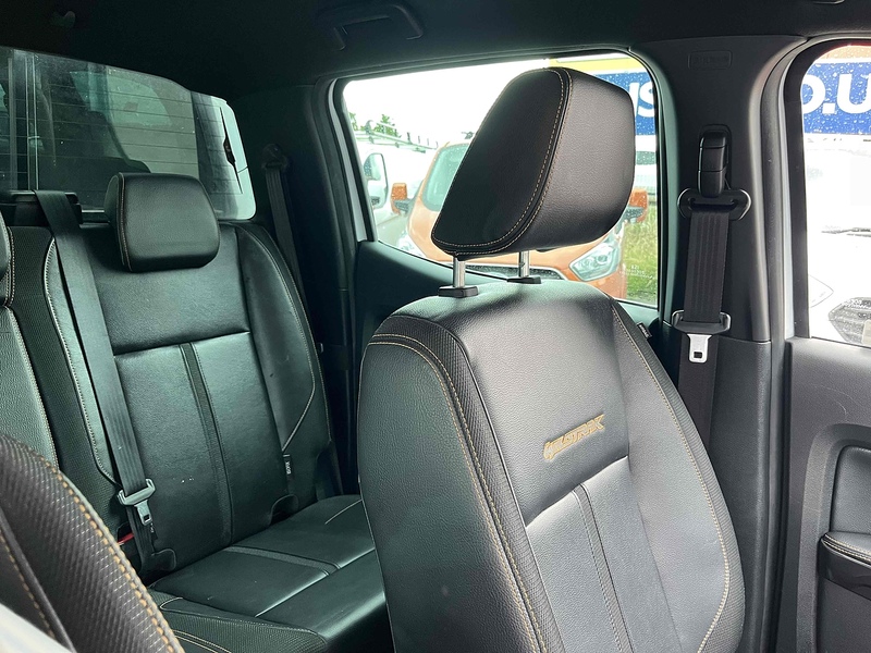 Ford 2.0 EcoBlue Wildtrak Pickup Double Cab 4dr Diesel Auto 4WD Euro 6 (s/s) (213 ps) Pickup Automatic Diesel
