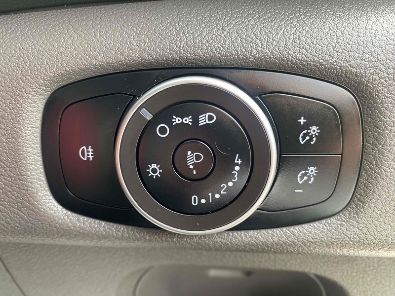 Ford 350 EcoBlue Leader Panel Van 2.0 Manual Diesel Panel Van Manual Diesel Panel Van Manual Diesel