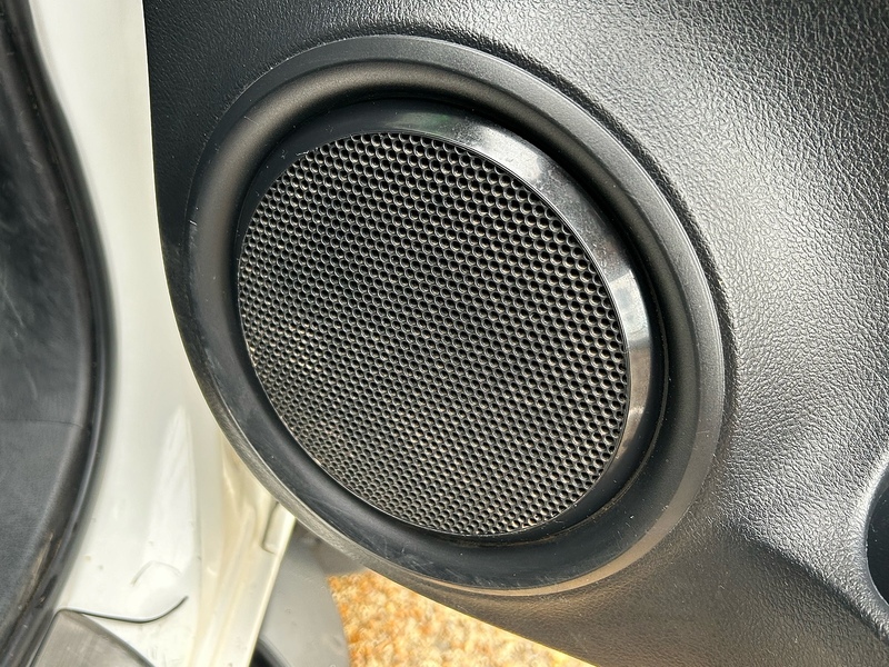 Toyota D-4D Invincible Pickup 2.4 Manual Diesel Pickup Manual Diesel