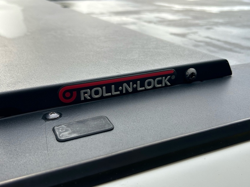 Toyota D-4D Invincible Pickup 2.4 Manual Diesel Pickup Manual Diesel