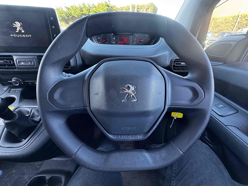 Peugeot BlueHDi 950 S Panel Van 1.5 Manual Diesel Panel Van Manual Diesel Panel Van Manual Diesel