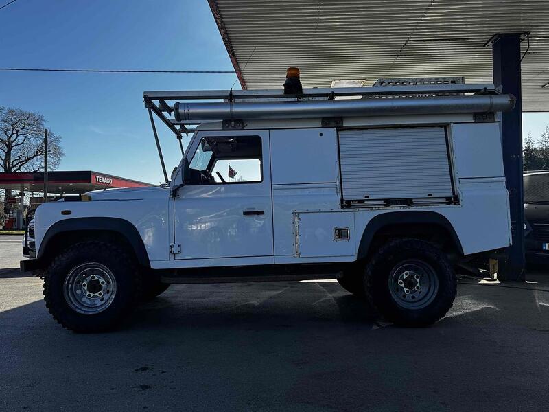 Land Rover 2.2 TDCi Hard Top SUV 3dr Diesel Manual 4WD MWB Euro 5 (122 ps) SUV Manual Diesel