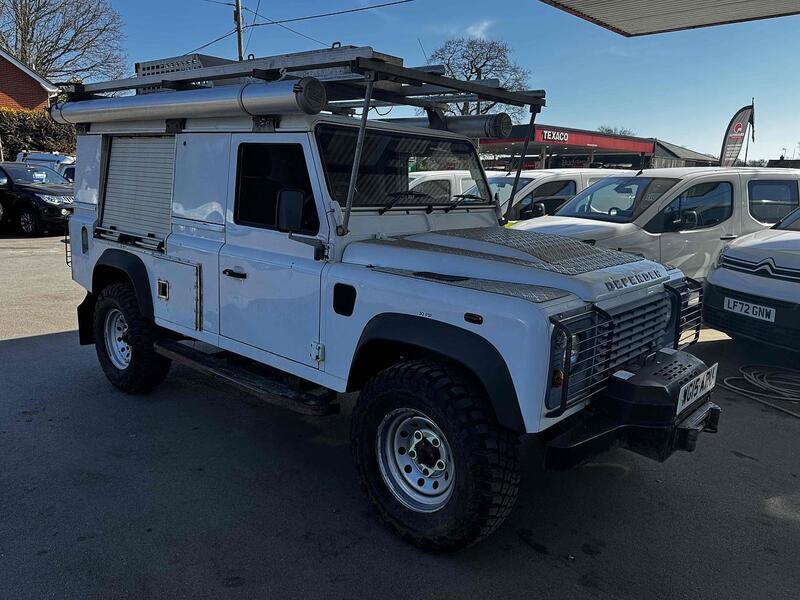 Land Rover 2.2 TDCi Hard Top SUV 3dr Diesel Manual 4WD MWB Euro 5 (122 ps) SUV Manual Diesel