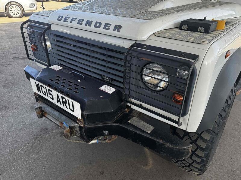 Land Rover 2.2 TDCi Hard Top SUV 3dr Diesel Manual 4WD MWB Euro 5 (122 ps) SUV Manual Diesel