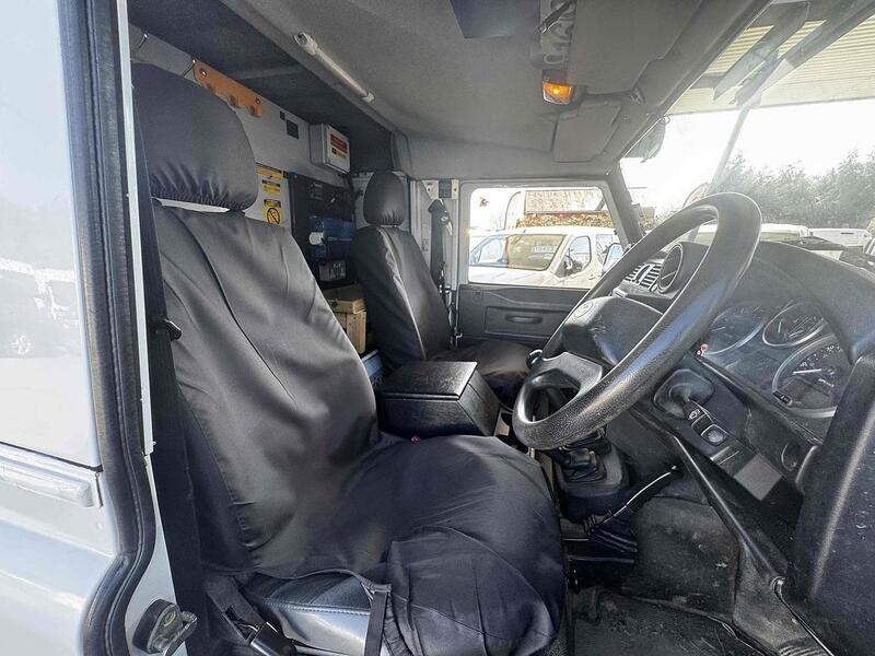 Land Rover 2.2 TDCi Hard Top SUV 3dr Diesel Manual 4WD MWB Euro 5 (122 ps) SUV Manual Diesel