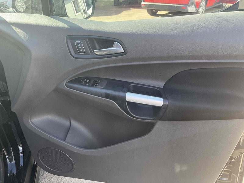 Ford 1.5 240 EcoBlue Limited Panel Van 5dr Diesel Auto L2 Euro 6 (s/s) (120 ps) Panel Van Automatic Diesel