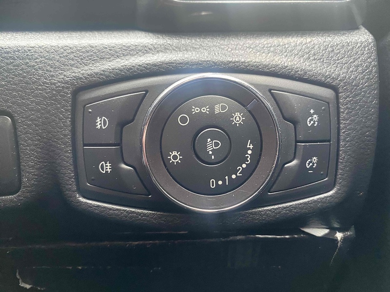 Ford 2.0 EcoBlue Wildtrak Pickup Double Cab 4dr Diesel Auto 4WD Euro 6 (s/s) (213 ps) Pickup Automatic Diesel Pickup Automatic Diesel