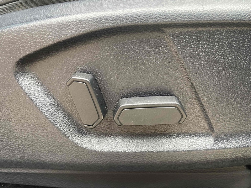 Ford 2.0 EcoBlue Wildtrak Pickup Double Cab 4dr Diesel Auto 4WD Euro 6 (s/s) (213 ps) Pickup Automatic Diesel Pickup Automatic Diesel