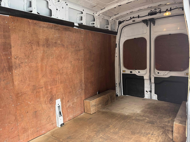 Ford 2.0 350 EcoBlue Leader Panel Van 5dr Diesel Manual RWD L3 H3 Euro 6 (s/s) (130 ps) Panel Van Manual Diesel Panel Van Manual Diesel